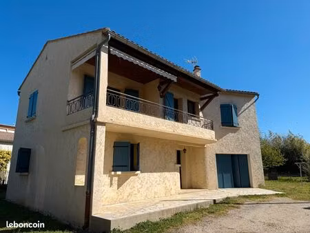 maison individuelle avec jardin