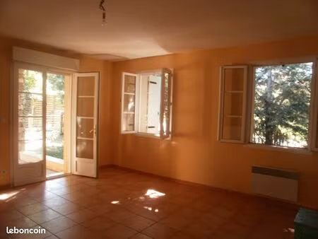 grande maison spacieuse