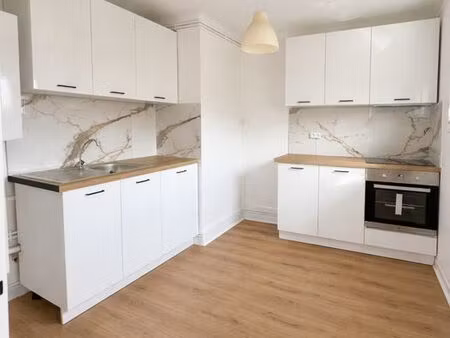 à louer f3 66.80 m² avec 2 balcons + parking – metz