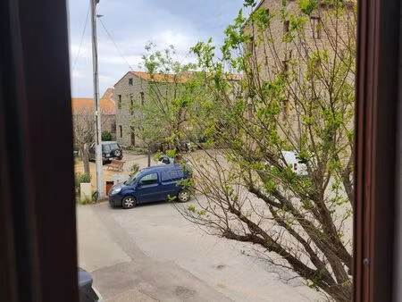 loue deux pièces tout confort à monacia d'aullene