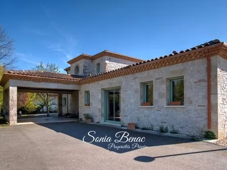 toiulouse - leguevin - maison 6 pièces de 238 m2 - dépendance de 180 m2 terrain de 6800...