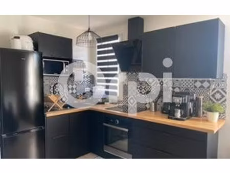 location appartement  m² t-2 à dammartin-en-goële  877 €