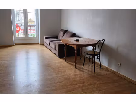 location appartement  m² t-2 à mamers  340 €