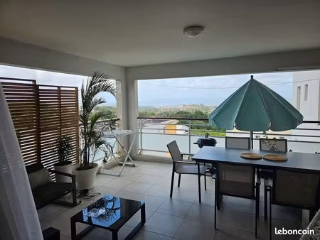 à louer – appartement t3 avec terrasse et vue mer – proche toutes commodités