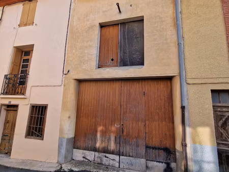 2 garages avec 2 entrées indépendantes