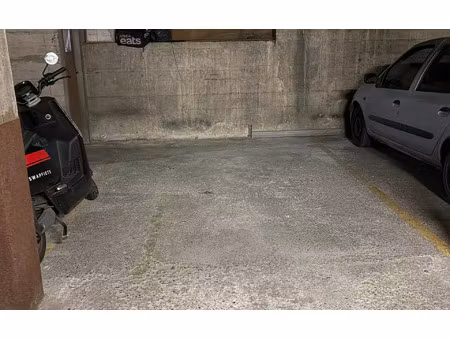 stationnement paris 17 12 m² t- à vendre  33 000 €
