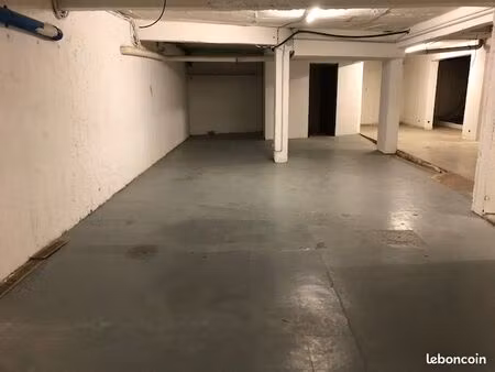 local d'activite et de stockage 300 m2 en sous sol artem/blandan nancy