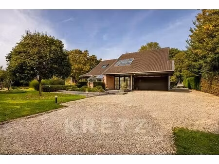 maison de luxe à vendre à camphin-en-pévèle : 990 000 € | 215m²