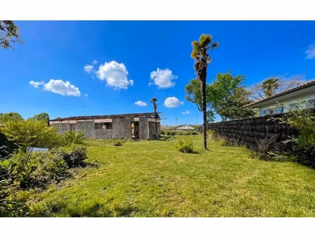 terrain narrosse m² t- à vendre  100 000 €