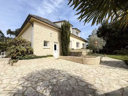 vente maison à parigné-l'évêque (72250) : à vendre / 135m² parigné-l'évêque