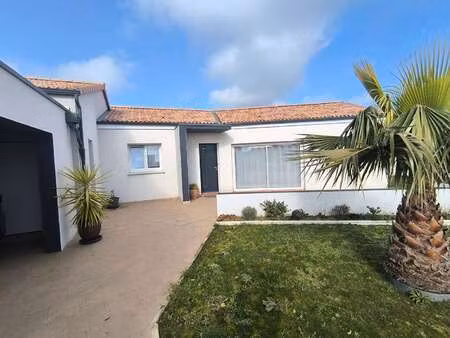 vente maison à l'aiguillon-sur-vie (85220) : à vendre / 90m² l'aiguillon-sur-vie