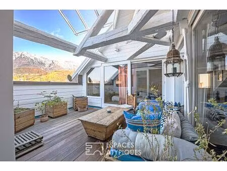 triplex atypique aux beaux volumes