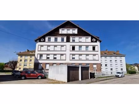 saint-die: proche centre ville  immeuble de rapport en bon éta