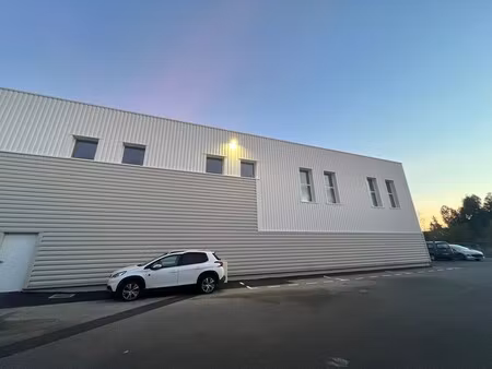 location bureaux 95 m² à 200 m²