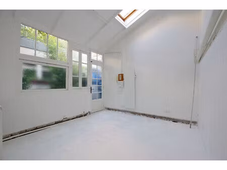 local commercial paris 1 pièce(s) 14 75 m2