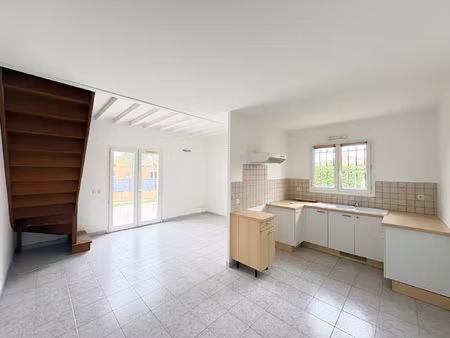 maison t3 avec garage et terrasse