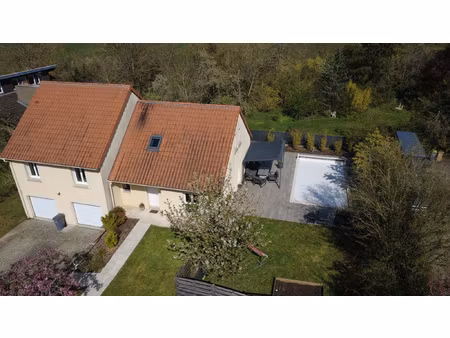 louvigny  maison avec piscine  137m2 habitable + garages.