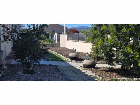 plain pied 5 pièce(s) 111 m2 peyriac-minervois