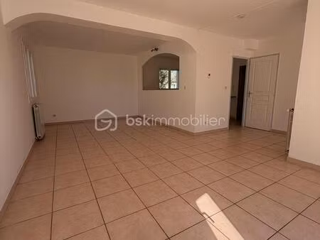 maison de 91 03 m² à le grau-du-roi