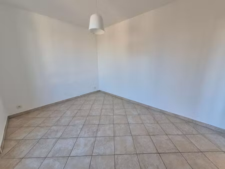 appartement 3 pièces proche centre faremoutiers