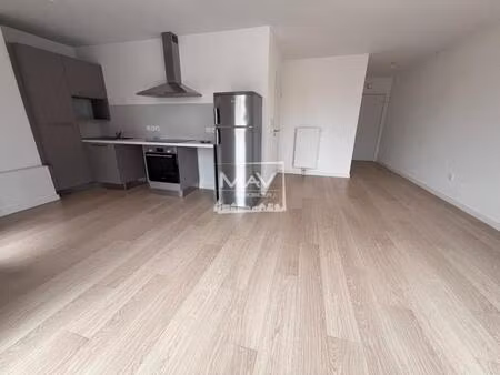 appartement t2 46m² + parking