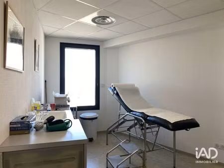 location surface diverse 33 m²