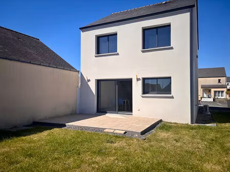 maison sainte luce sur loire 5 pièce(s)