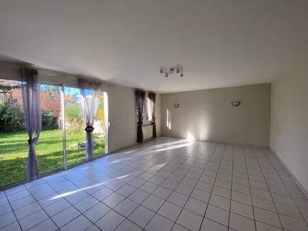 maison de ville à louer