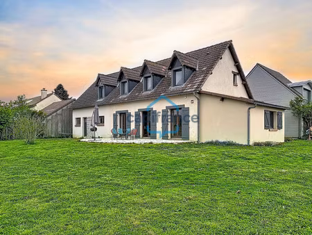 maison familiale 5 chambres avec jardin et sous-sol complet – morgny-la-pommeraye