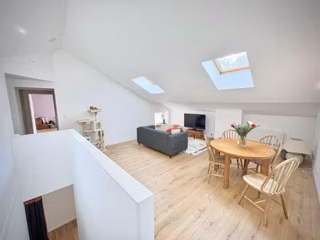 maison mitoyenne 2 côtés - 131 m2 - 4 pièces -