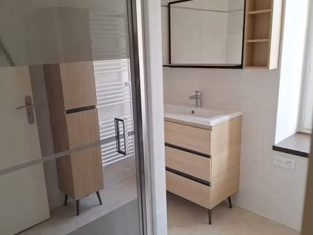 appartement f4 refait à neuf