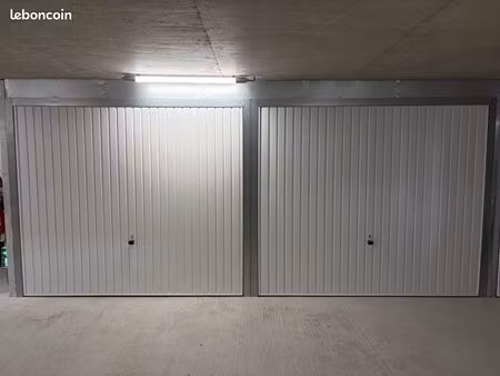 à louer – double box en sous-sol sécurisé