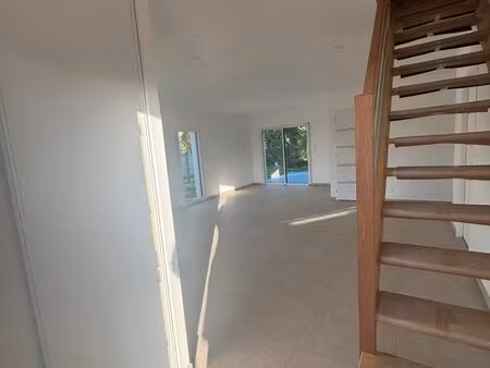 maison mitoyenne neuve 3 chambres – jardin – terrasse – garage – anisy