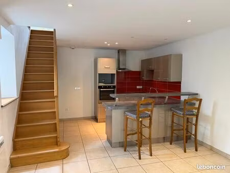 maison 2 pièces 73 m²