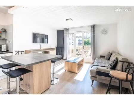 location saisonnière – annecy – juillet & août 2026