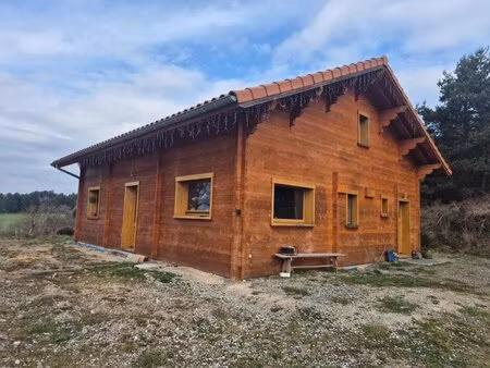 maison de 4 pièces de 126 m² à saint-pal-de-chalencon