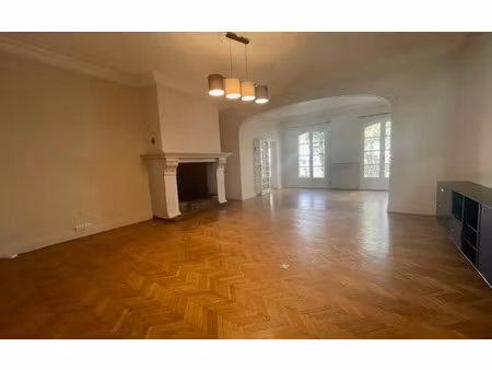 location maison  m² t-4 à agen  1 200 €