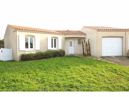 vente maison 4 pièces 85 m² à perigny (17180)  334 000 €