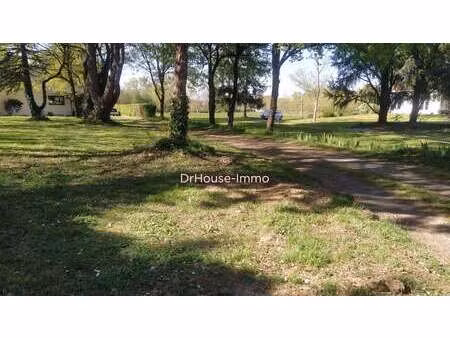 vente terrain à saint-hilaire-de-clisson (44190) : à vendre / 800m² saint-hilaire-de-cliss