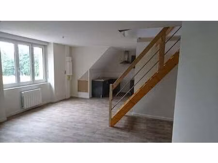 location appartement 4 pièces à dinan (22100) : à louer 4 pièces / 69m² dinan