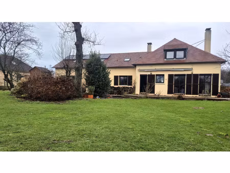 à vendre montivilliers  maison de plain-pied avec + de 300 m