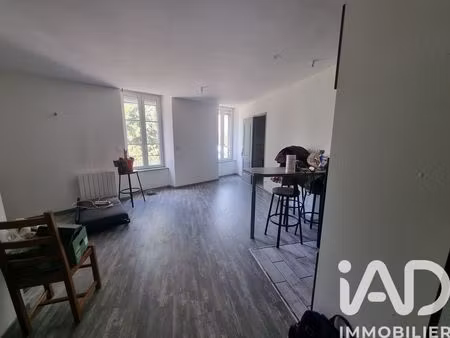 immeuble à saint-germain-laval (42260)