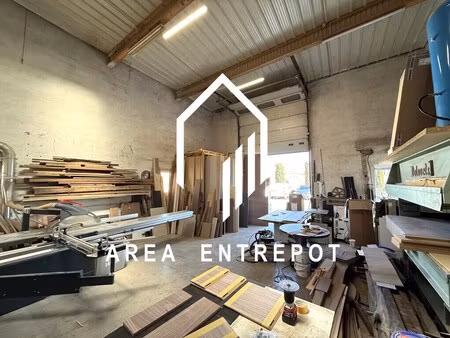 location local d'activités 270 m²