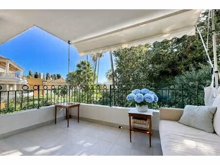 studio avec terrasse à deux pas de la mer — saint-jean-cap-ferrat