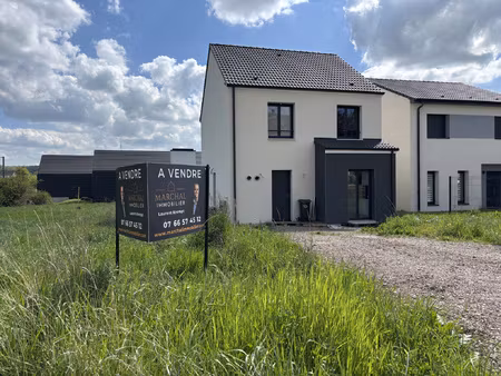 maison construite en 2025 - 100m2 - 3 chambres - secteur