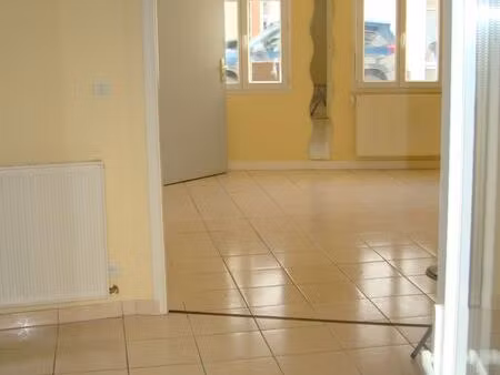 appartement plein pied de 50m2  centre bourg