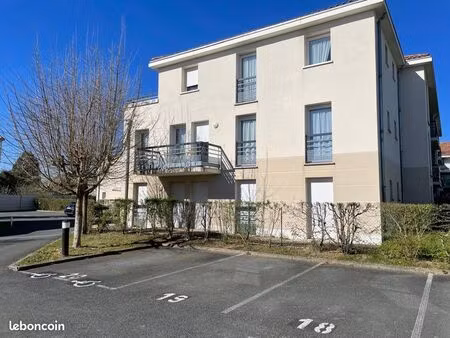 location nue appartement t4