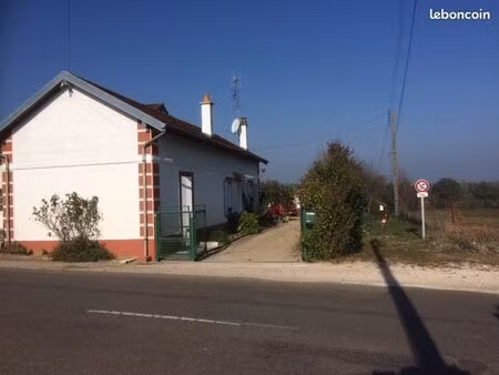 maison à louer saint symphorien sur saône