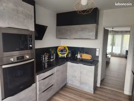 appartement 3 pièces 65 m²