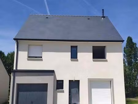 location maison à saint-domineuc (35190) : à louer / 79m² saint-domineuc